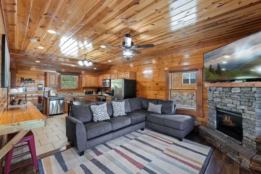 Heated Pool Hot Tub Game Room Mountain Views Sevierville Bagian luar foto