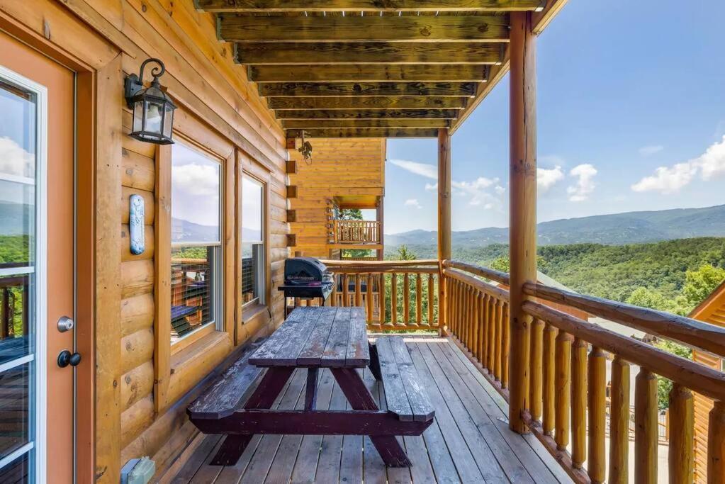 Heated Pool Hot Tub Game Room Mountain Views Sevierville Bagian luar foto